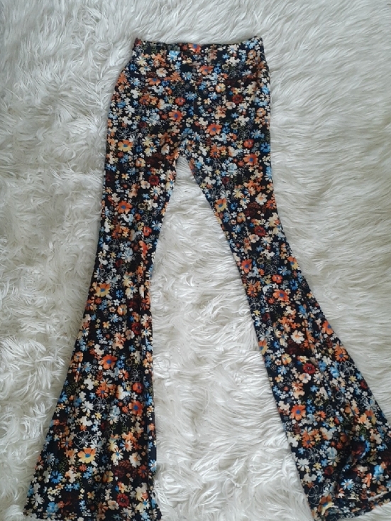 No Boundaries Pants - No Boundaries Floral Bloomcore Flare Yoga Pants/Leggings Size Small